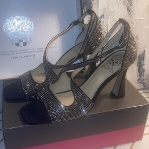 NIB Vince Camuto Glittering Black Heels